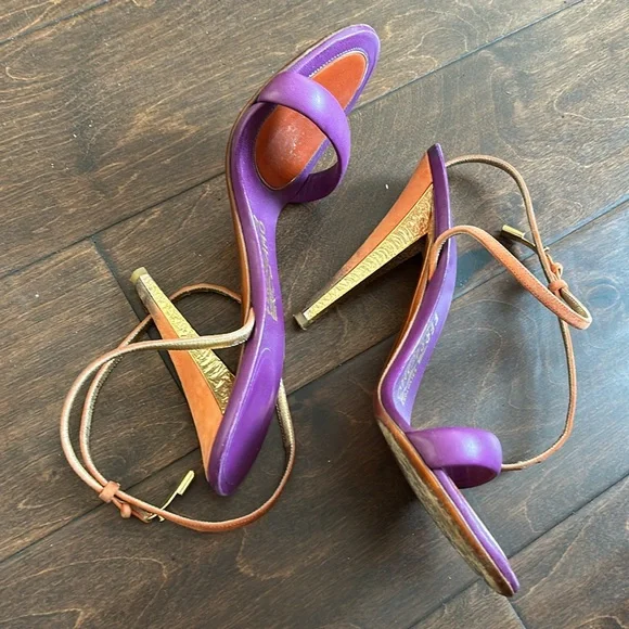 Salvatore Ferragamo Women’s Heels Shoes Stilletoes Sz 7.5 Made In Italy Leather - Picture 4 of 4